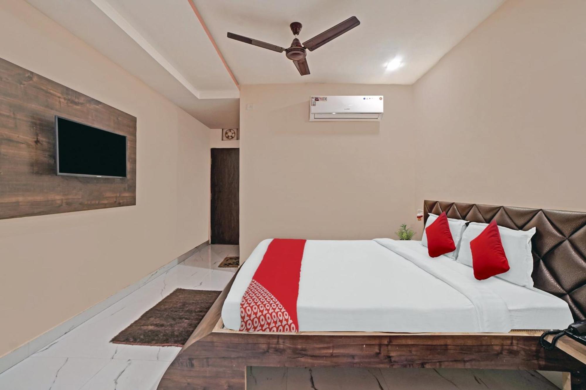 OYO 80612 Hotel Sandeep Rāipur Exterior foto